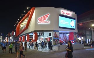 Pasar Lesu, AHM Revisi Target Penjualan Motor Honda - JPNN.com