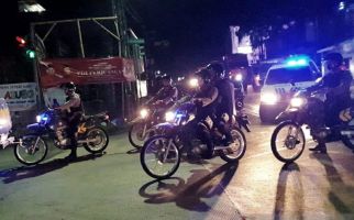 Suka Begadang? Polisi dan TNI Gelar Patroli PSBB Sampai Dini Hari - JPNN.com