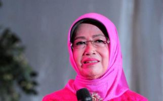 Gus Menteri Ajak Masyarakat Desa Berdoa untuk Ibunda Jokowi - JPNN.com