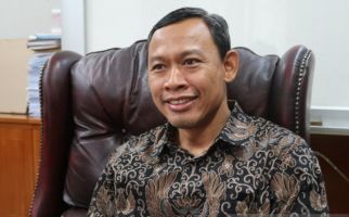 Positif Terjangkiti Covid-19, Komisioner KPU Pramono Ubaid Beri Komentar Begini - JPNN.com