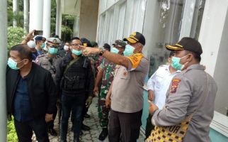 Jenazah Grame Thomas Korban Penembakan KKB di Freeport Dibawa ke Jakarta - JPNN.com