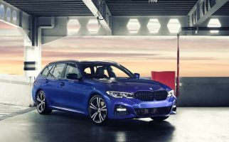 All-new BMW Seri 3 Touring Hanya 25 Unit, Cek Harganya - JPNN.com