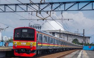 Hari Ini KRL Tetap Beroperasi, Tetapi Ada Pembatasan - JPNN.com