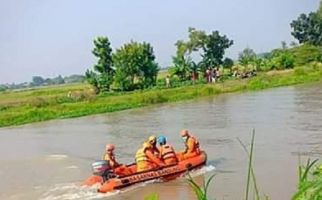 Rizki Pratama Loncat dari Atas Jembatan, Seketika Jasadnya Hilang - JPNN.com