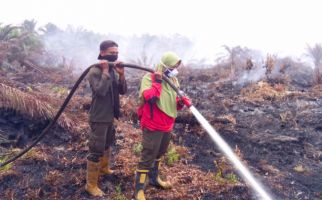 Hari Kartini: Perjuangan Para Srikandi Manggala Agni, Tak Gentar Melawan Panasnya Api Karhutla - JPNN.com