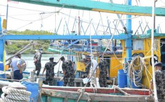 KKP Tangkap Dua Kapal Nelayan Vietnam saat Mencuri Ikan di Laut Natuna Utara - JPNN.com