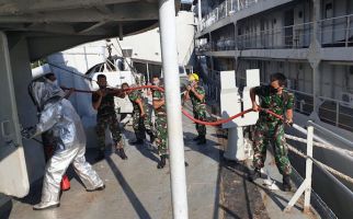 Personel Kapal Perang TNI AL Tiba-tiba Dikejutkan dengan Alarm Tanda Bahaya - JPNN.com