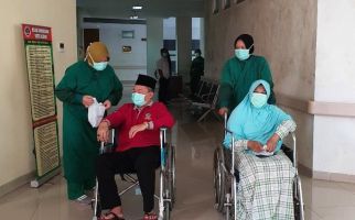 Perpisahan Tenaga Medis dengan Pasien Sembuh, Bikin Baper di Pagi Hari - JPNN.com