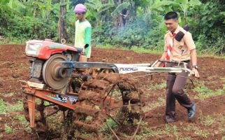 Kementan Siapkan SDM Andal untuk Bisnis Pertanian di Era Milenial - JPNN.com