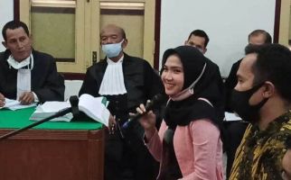 Cewek Cantik Ini Bantah Sering Video Call dengan Hakim Jamaludin Tengah Malam - JPNN.com