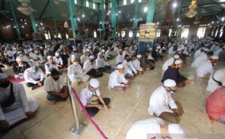 Ulama Karismatik Meninggal Dunia, Warga Gelar Doa Bersama - JPNN.com