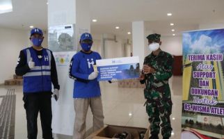 Human Initiative Distribusikan Madu Hutan Cindakko Untuk Tenaga Kesehatan di RS Darurat Wisma Atlet - JPNN.com