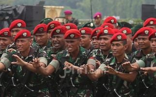 Pelibatan TNI untuk Atasi Terorisme Harus Melalui Keputusan Politik Negara - JPNN.com