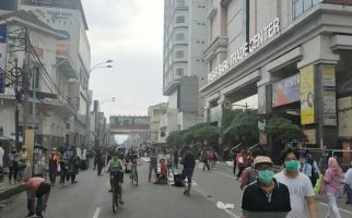 Kerumunan di Pasar Masih Terjadi, Pemkot Bandung Pasrah, Ya Sudahlah - JPNN.com