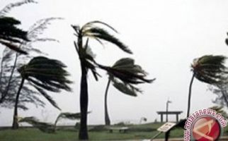 Bibit Siklon 94B Terdeteksi, Waspadai Bencana Hidrometeorologi di Wilayah Ini - JPNN.com