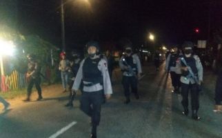Brimob Polda Sumut Diturunkan Pascabentrok Antarwarga di Tapanuli Selatan - JPNN.com