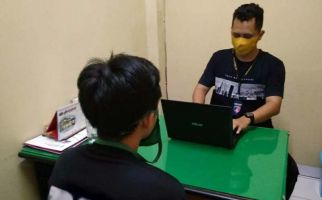 Bunga Menuruti Keinginan Sang Kekasih untuk Telanjang, Terjadilah - JPNN.com