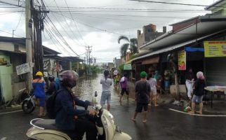 Badung dan Denpasar Dilanda Banjir-Longsor, 7 Warga Sempat Terjebak - JPNN.com