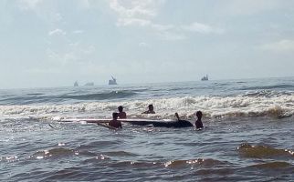 Personel Lanal Sangatta Bantu Selamatkan Korban Kecelakaan di Laut - JPNN.com