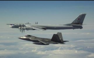 Panas! Jet Tempur AS Sergap Bomber Rusia Berkemampuan Nuklir - JPNN.com