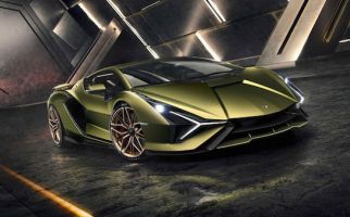 Lamborghini Siapkan 2 Supercar dari Mesin V12, Bukan Listrik - JPNN.com