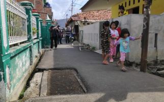 Makam Jawara Betawi di Jalan Umum, Begini Ceritanya - JPNN.com