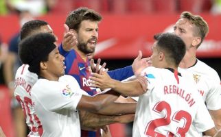 Sevilla Vs Barcelona Imbang, Gerard Pique Pesimistis Soal Gelar La Liga - JPNN.com