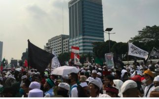 5 Berita Terpopuler: GNPF Cari yang Mengaku Aku Pancasila, Ancaman Ganjar, Bendera PDIP Dibakar - JPNN.com