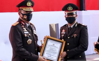 Tolak Laporan Anak Durhaka, Kasat Reskrim Terima Penghargaan Kapolda NTB - JPNN.com