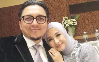 Laudya Cynthia Bella dan Engku Emran Resmi Bercerai - JPNN.com