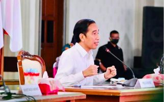 Minta Polri Sikat Koruptor Dana Covid-19, Jokowi: Silakan Digigit Saja, Tidak Boleh ada Main-Main - JPNN.com