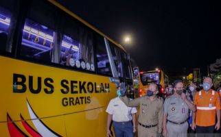 150 Bus Disiagakan Urai Kepadatan Penumpang KRL Bogor, Simak Skemanya - JPNN.com