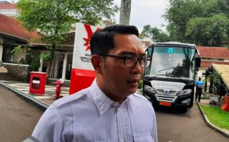 Ridwan Kamil Tanda Tangani Pergub Terkait Sanksi dan Denda Tidak Pakai Masker - JPNN.com