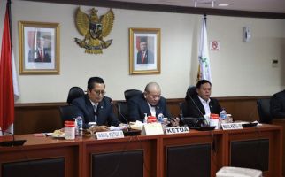 Sidang Paripurna DPD RI Sahkan Beberapa Keputusan Termasuk RUU Pilkada - JPNN.com