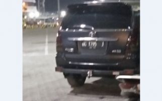 Pasangan Pria dan Wanita Ditemukan Tewas Tanpa Busana Dalam Mobil - JPNN.com