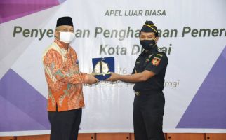 Bea Cukai Terima Penghargaan Pemerintah Kota Dumai - JPNN.com