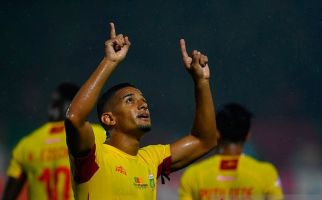Wooow, Pesepak bola Asal Brasil Ini Ingin Pensiun di Indonesia - JPNN.com