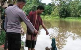 Buang Hajat di Sungai, IRT Diterkam Buaya Sepanjang Tujuh Meter, Begini Akhirnya - JPNN.com