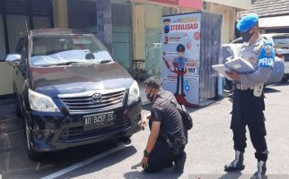 Polisi Buru Pelaku Pencurian Mobil Milik BRI, Diwarnai Aksi Kejar-kejaran, Tegang - JPNN.com