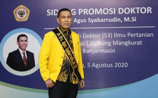 Meraih Gelar Doktor, Agus Syabarrudin Siap Membawa Bank Kalsel Makin Jaya - JPNN.com