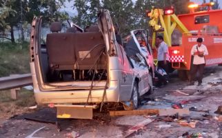 Innalillahi, 10 Orang Tewas Dalam Kecelakaan di Tol Cipali - JPNN.com