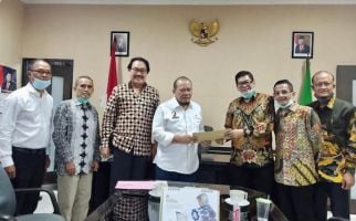Bertemu Ketua DPD RI, Begini Harapan Pelaku Bisnis Kepelabuhan di Tanjung Perak - JPNN.com