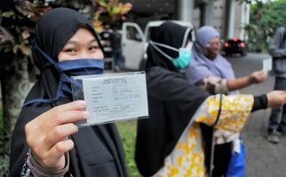 Pak Jokowi Disarankan Beri Bintang Kenegaraan kepada Sukarelawan Vaksin Covid-19 - JPNN.com