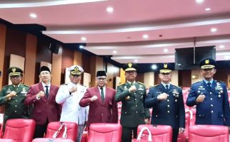 Pengin Gelar Doktor Geopolitik, Hasto PDIP Jadi Mahasiswa Unhan - JPNN.com