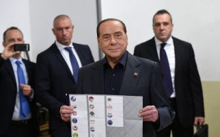 Eks PM Italia Silvio Berlusconi Meninggal, Pernah Bikin Pesta Bunga-Bunga dengan PSK Belia - JPNN.com