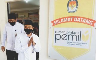 Keponakan SBY dan Pria Tinggi Besar Pedagang Sapi Itu Mendaftar Ikut Pilkada Pacitan - JPNN.com