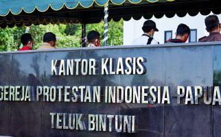 Kantor Klasis GPI Teluk Bintuni Jadi Ikon Baru di Papua Barat - JPNN.com