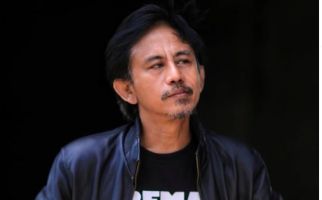 Epy Kusnandar Dikabarkan Pindah Agama, Sang Istri Pengin Lakukan ini - JPNN.com