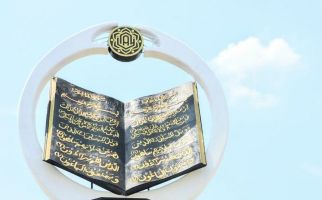 Lihat, Tugu Al-Quran Tertinggi di Dunia Ada di Bogor - JPNN.com