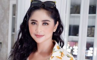 Makin Panas, Dewi Perssik Ancam Tampar Clara Gopa - JPNN.com